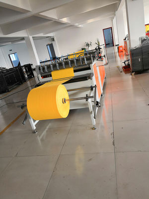 0.6Mpa Machine de fabrication de filtre à air pour voiture 380v / 50hz Machine de pliage rotatif