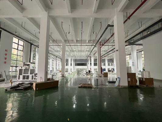 Machines de remplissage et d'étanchéité de filtres à huile d'approvisionnement direct en usine