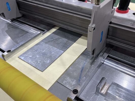 Machine automatique de découpe de papier à filtre HEPA avec certification CE