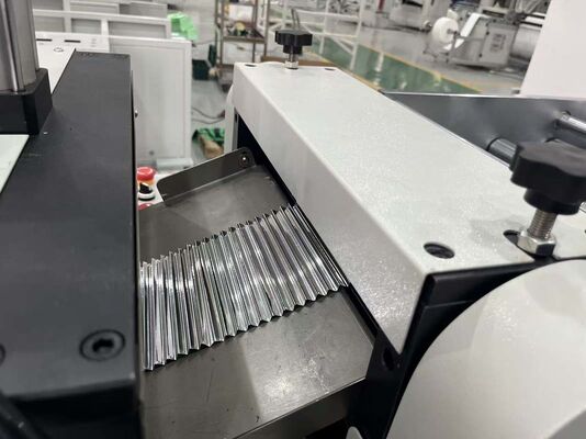 Filtre HEPA à clapboard à grand débit d'air, séparateur en aluminium à plis profonds, filtre à tas pour machine à plisser HVAC