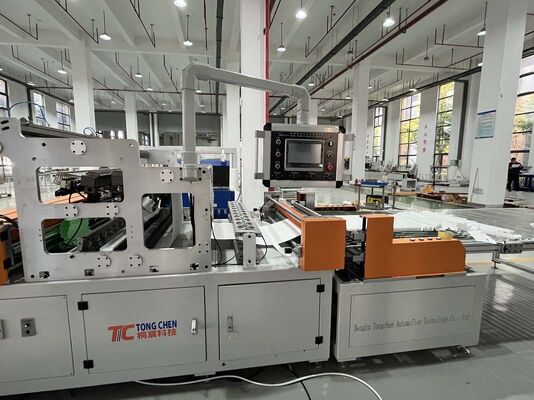 Ligne de production de mini-filtres HEPA à structure stable et haute précision, contrôlée par automate programmable (PLC), supportant plusieurs tailles et types de filtres