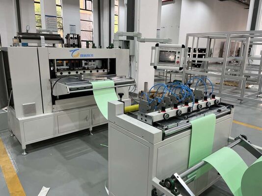 Résultats stables, fonctionnement facile Filtre pliant, ligne de production de colle supportant un fonctionnement continu de longue durée