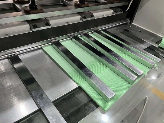 Résultats stables, fonctionnement facile Filtre pliant, ligne de production de colle supportant un fonctionnement continu de longue durée