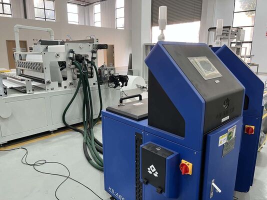 Machine de plissage et de collage de filtres HEPA écologiques et écoénergétiques pour la purification de l'air à domicile et au bureau