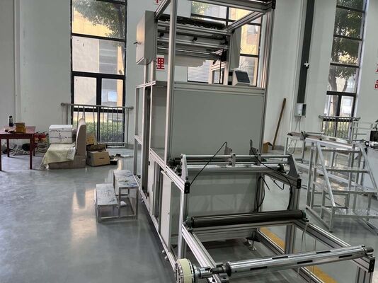 Machine à plisser le fibre de verre super fine et hautement efficace avec cloisons pour environnements de salles blanches et utilisation en laboratoire