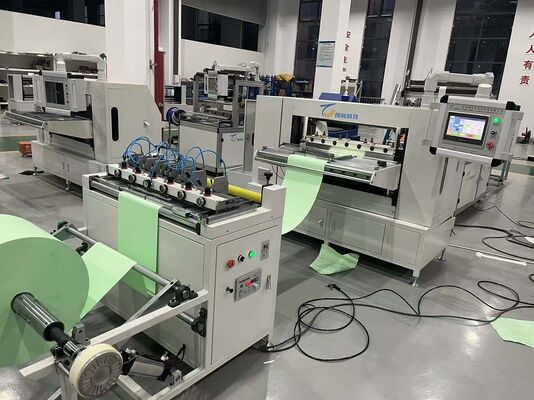 Ligne de production de plissage de papier filtre à servomoteur entièrement automatique pour filtres industriels et domestiques